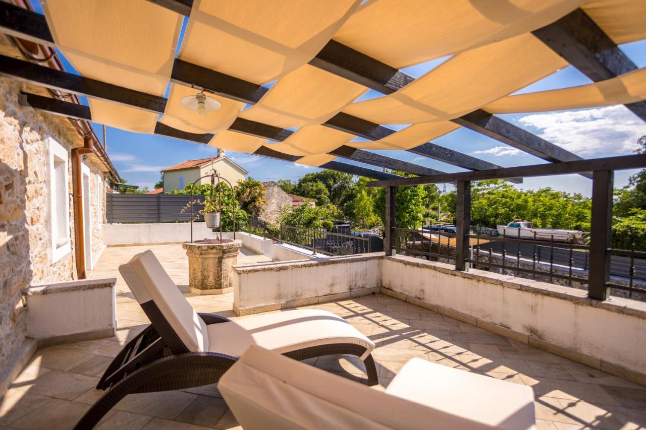 Villa Hrustika - Heated Pool, Jacuzzi & Sauna Gabonjin Bagian luar foto