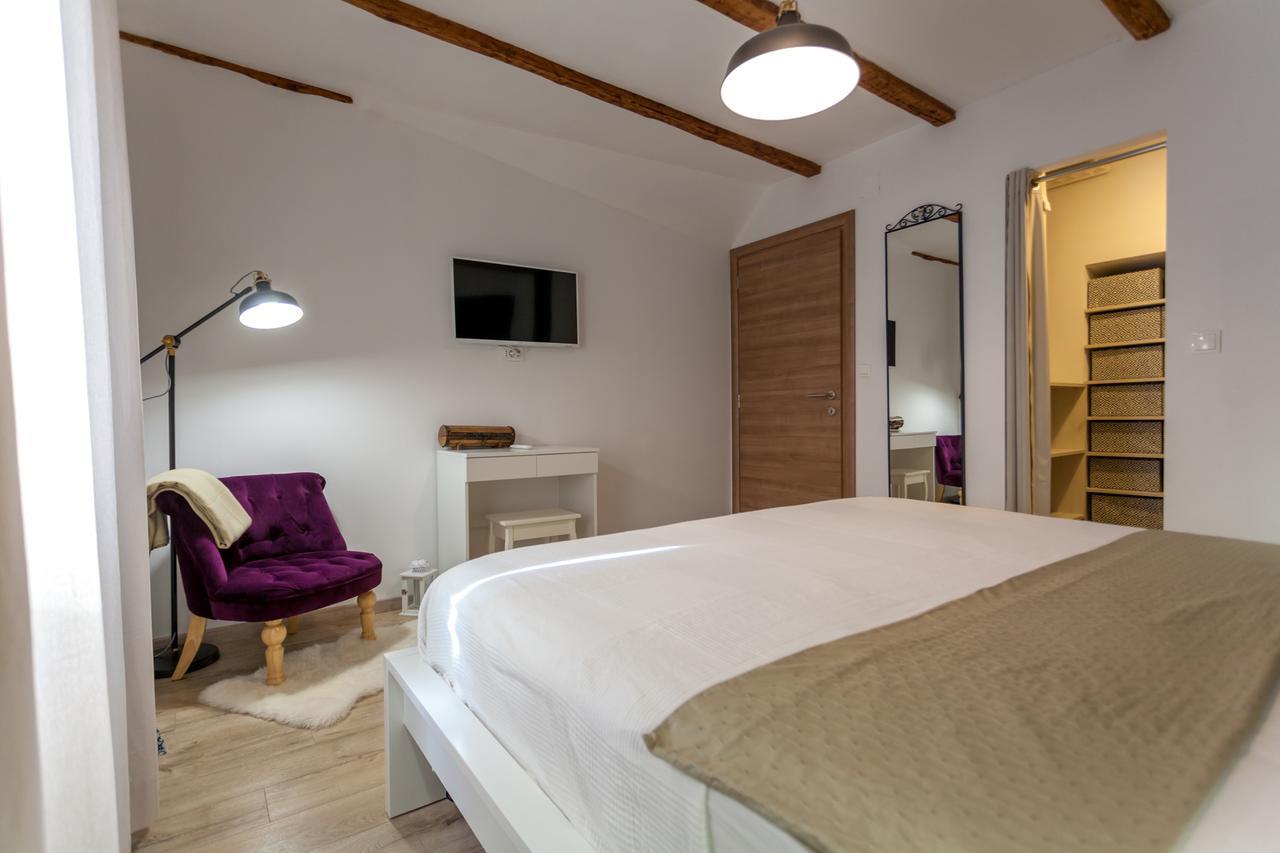 Villa Hrustika - Heated Pool, Jacuzzi & Sauna Gabonjin Bagian luar foto